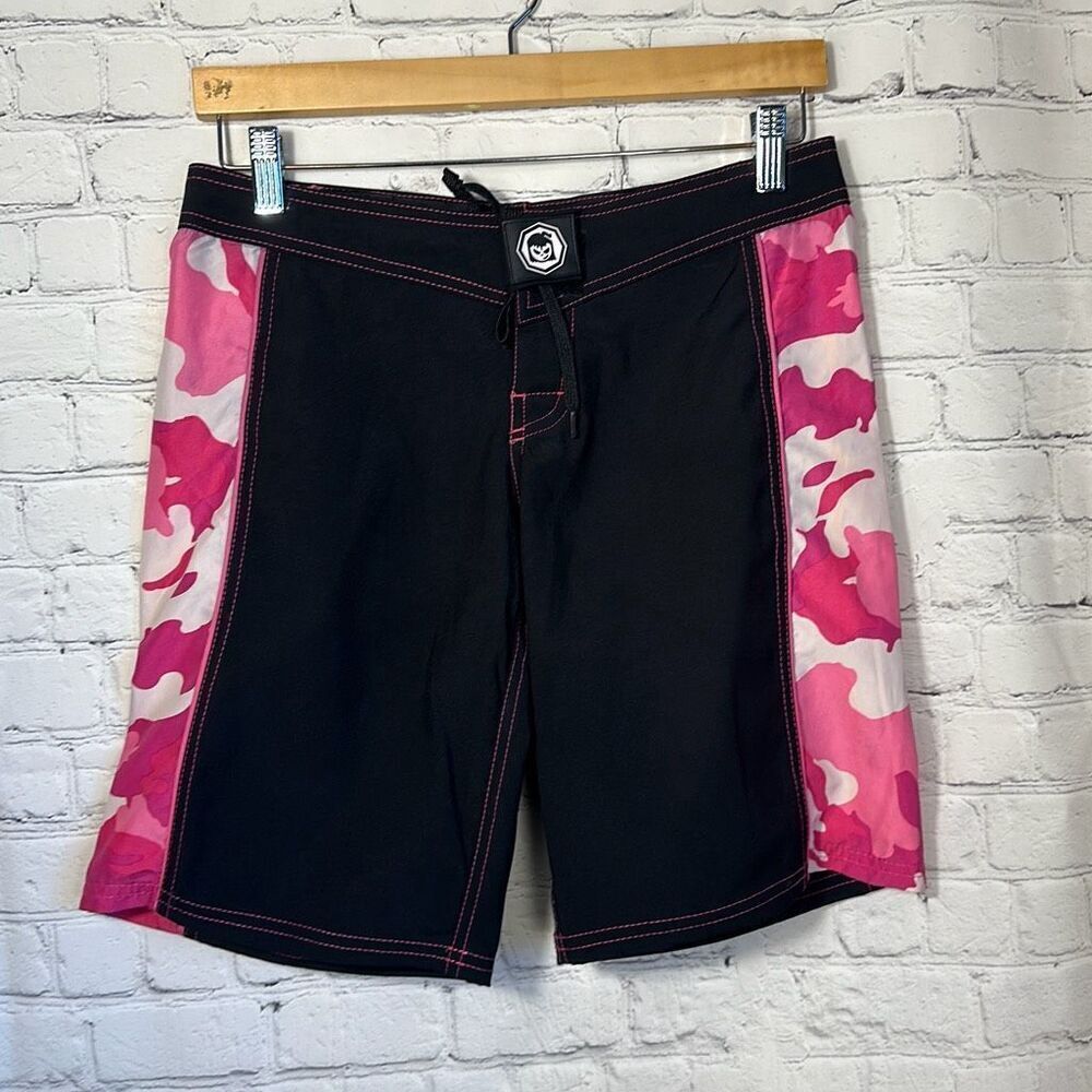 Alpha Female Shorts Fightwear Training MMA Jiu Jitsu Camo Athletic Shorts 5‎